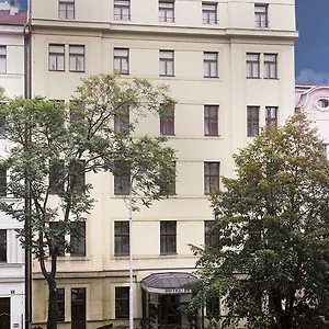 Lunik Praag